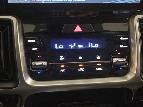 Used 2022 Kia Sorento X-Line EX image 19
