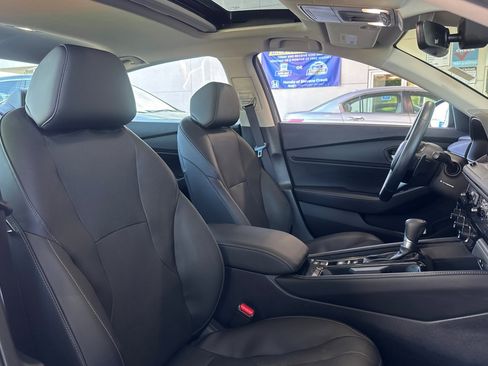 Used 2024 Honda Accord Touring image 27