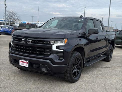 Used 2023 Chevrolet Silverado 1500 RST w/ Z71 Off-Road Package AWD/4WD image 2