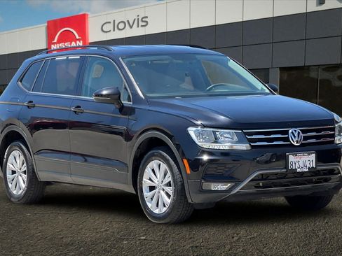 Used 2018 Volkswagen Tiguan S FWD image 10