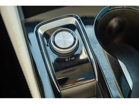 Used 2024 Buick Envision Avenir AWD/4WD image 27
