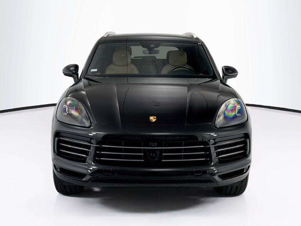 Certified 2023 Porsche Cayenne AWD/4WD image 10