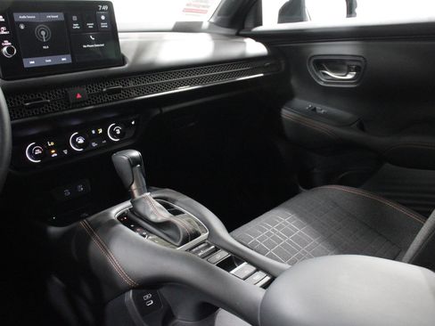 Used 2026 Honda HR-V Sport image 18