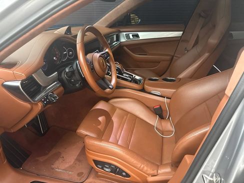 Certified 2022 Porsche Panamera GTS AWD/4WD image 4