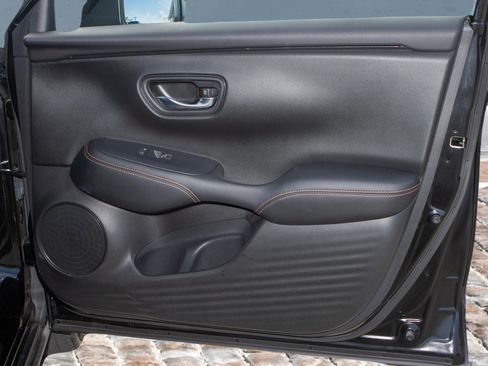 Certified 2023 Honda HR-V Sport image 31