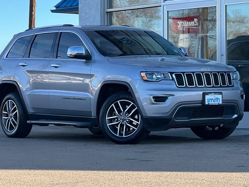 Used 2021 Jeep Grand Cherokee Limited w/ Luxury Group II AWD/4WD image 2