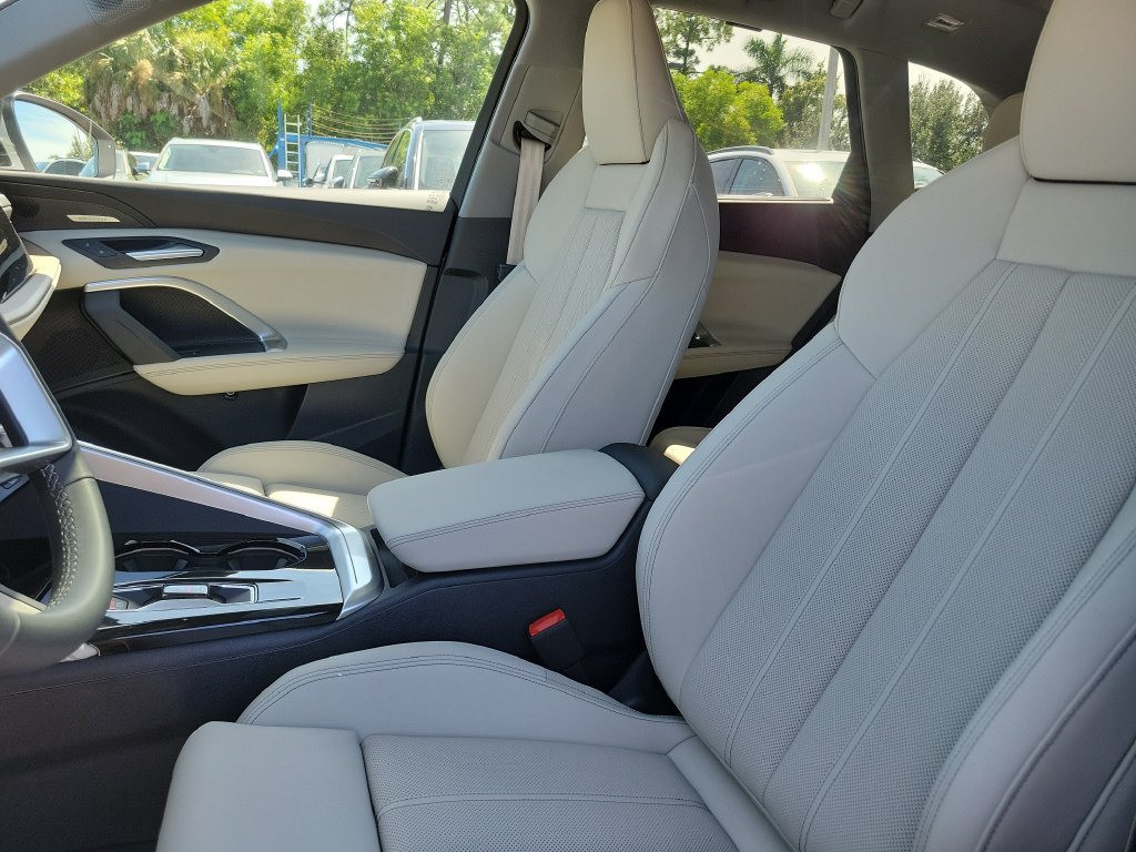 New 2026 Audi Q5 Premium Plus AWD/4WD image 24