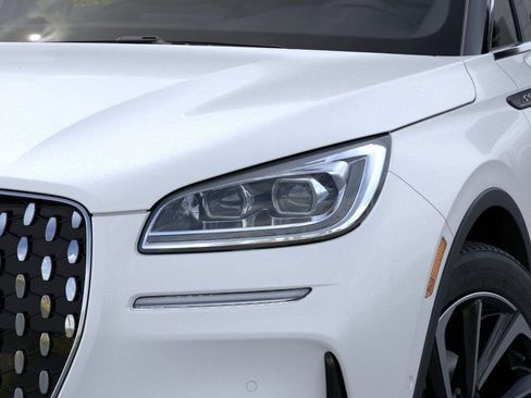 New 2026 Lincoln Corsair Reserve FWD image 18