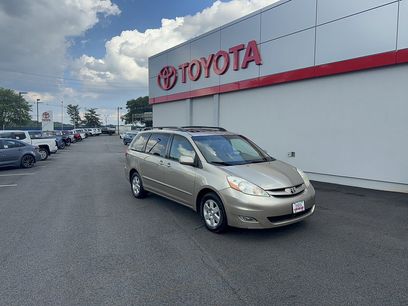 Used 2009 Toyota Sienna XLE