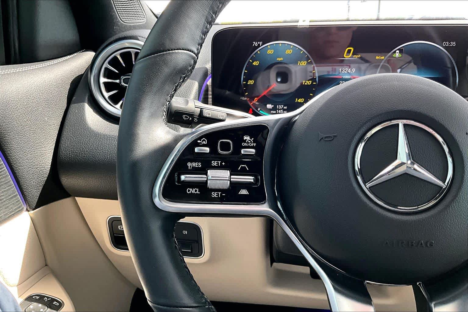 Used 2023 Mercedes-Benz EQB 250+ image 23