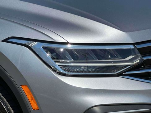 Certified 2024 Volkswagen Tiguan S image 7