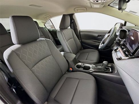 Certified 2025 Toyota Corolla LE image 23