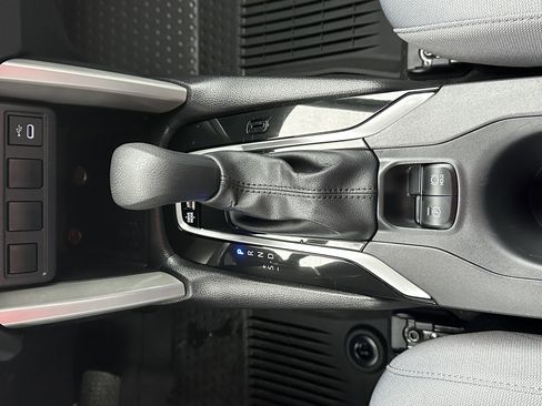 Used 2025 Toyota Corolla Cross AWD Hybrid image 31