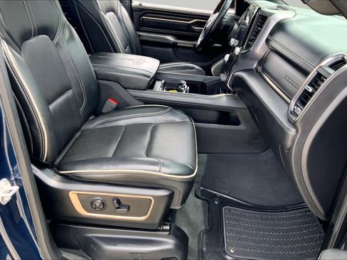 Used 2019 RAM 1500 Limited AWD/4WD image 9