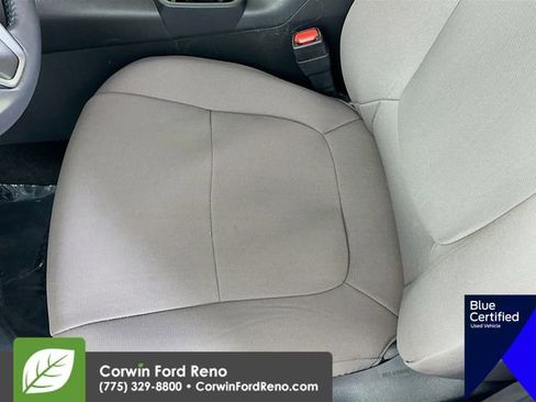 Used 2021 Toyota RAV4 XLE w/ Convenience Package AWD/4WD image 22