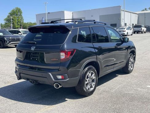 Used 2023 Honda Passport TrailSport image 6