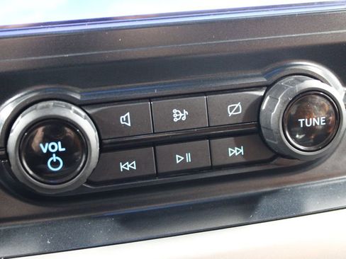 Used 2022 Ford F150 XLT w/ Trailer Tow Package image 40