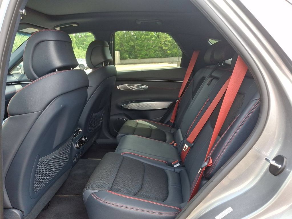 Used 2023 Genesis GV70 2.5T w/ Sport Prestige Package AWD/4WD image 20