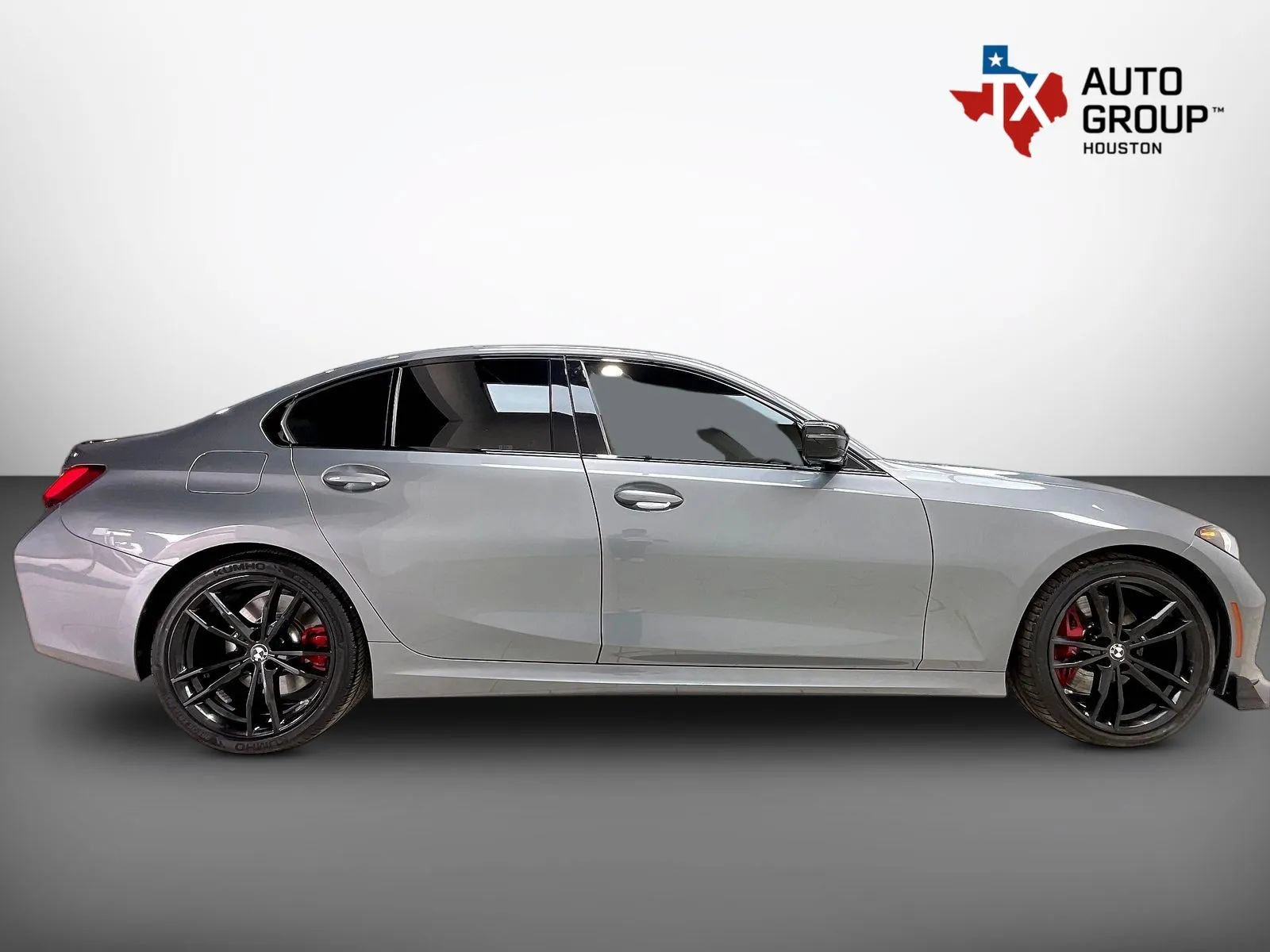 Used 2023 BMW 330i Sedan w/ M Sport Package RWD image 8