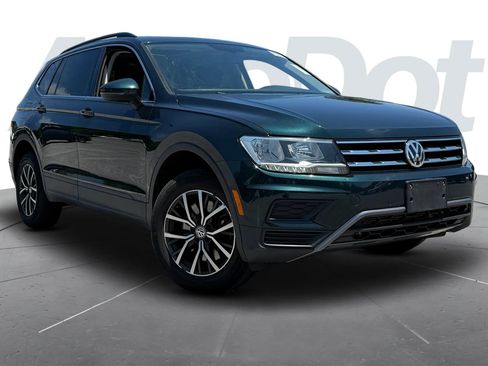 Used 2019 Volkswagen Tiguan SE FWD image 1
