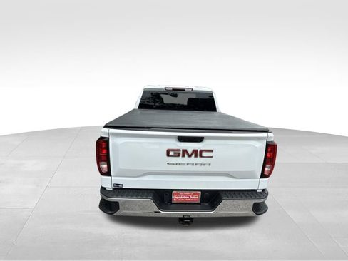 Used 2023 GMC Sierra 1500 Pro w/ Pro Value Package AWD/4WD image 4