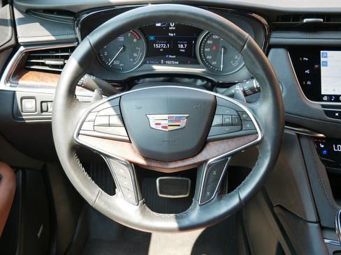 Used 2024 Cadillac XT5 Sportv w/ Technology Package AWD/4WD image 15