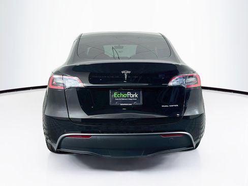 Used 2021 Tesla Model Y Long Range AWD/4WD image 7