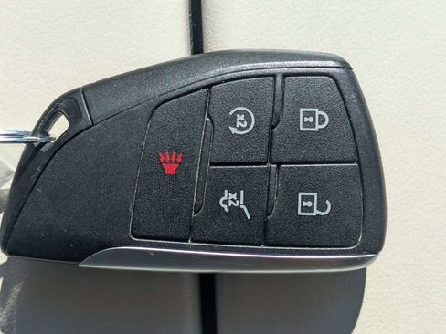 Used 2021 Buick Envision Essence FWD image 34