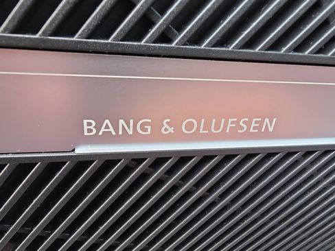 Used 2021 Audi Q5 e Premium Plus w/ Premium Plus Package image 27