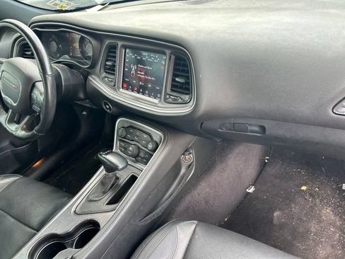 Used 2018 Dodge Challenger SXT Plus RWD image 13