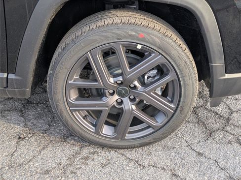 New 2026 Jeep Compass Limited image 5