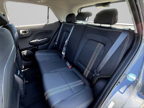 New 2026 Hyundai Venue SEL FWD image 18