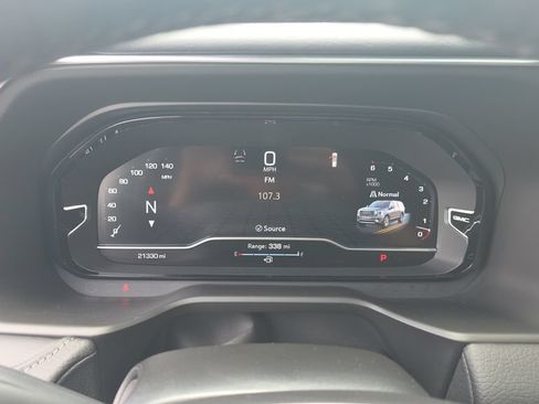 Used 2024 GMC Yukon Denali RWD image 14