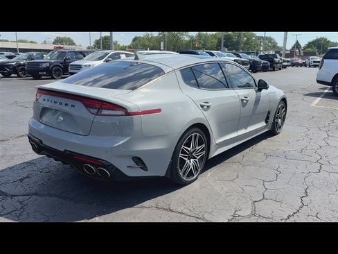 Used 2022 Kia Stinger GT2 AWD/4WD image 8