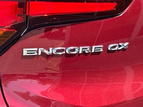 Used 2022 Buick Encore GX Select w/ Experience Buick Package FWD image 6