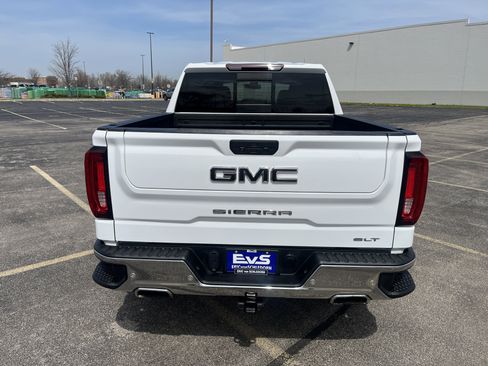Used 2022 GMC Sierra 1500 SLT w/ SLT Premium Plus Package AWD/4WD image 5
