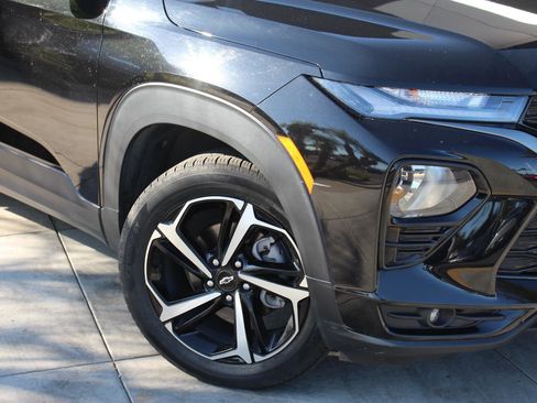 Used 2022 Chevrolet TrailBlazer RS image 3