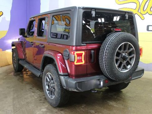 Used 2021 Jeep Wrangler Unlimited Sahara AWD/4WD image 6