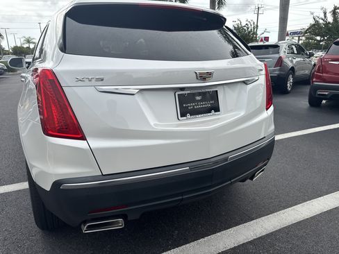Used 2018 Cadillac XT5 Premium Luxury FWD image 10