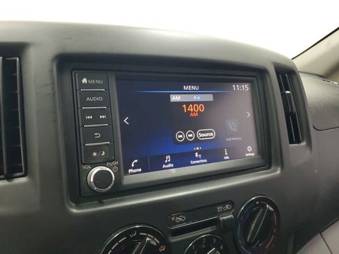 Used 2020 Nissan NV200 S image 22
