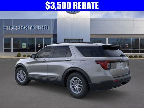 New 2026 Ford Explorer Active image 4
