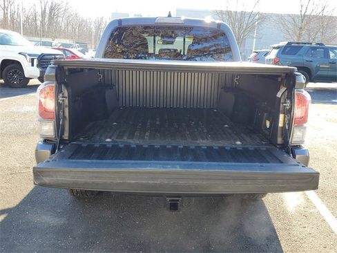 Used 2023 Toyota Tacoma TRD Sport image 8