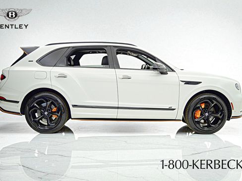 New 2025 Bentley Bentayga image 16