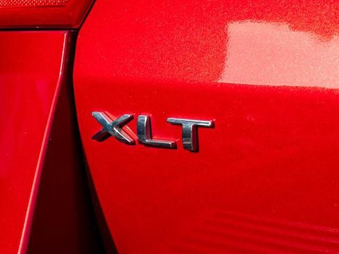 Certified 2020 Ford Expedition XLT w/ Equipment Group 202A image 11