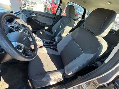 Used 2014 Ford Focus SE image 11