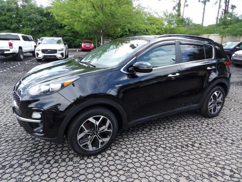 Used 2021 Kia Sportage EX w/ EX Technology Package AWD/4WD image 3