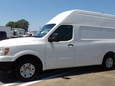 Used 2020 Nissan NV 2500 SV RWD image 4