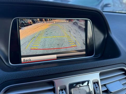Used 2015 Mercedes-Benz E 400 E 400 4MATIC Coupe 2D image 21