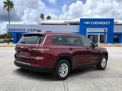 Used 2023 Jeep Grand Cherokee L Laredo RWD image 4