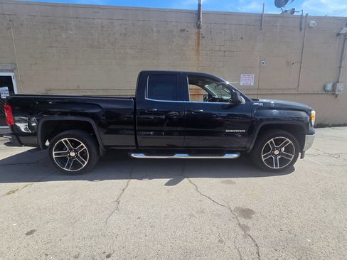 Used 2015 GMC Sierra 1500 SLE w/ Carbon-22 Edition AWD/4WD image 7